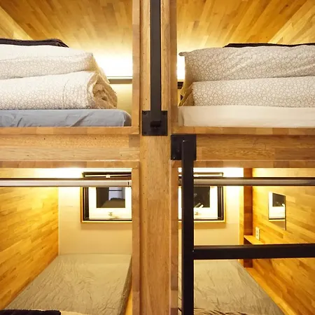 Seoulcube Ewha -Female Only Hotel