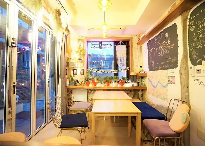 Seoulcube Ewha -female Only Maison d'hôtes 2*